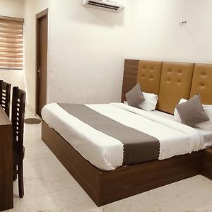 Hotel Mm Palace - Agra